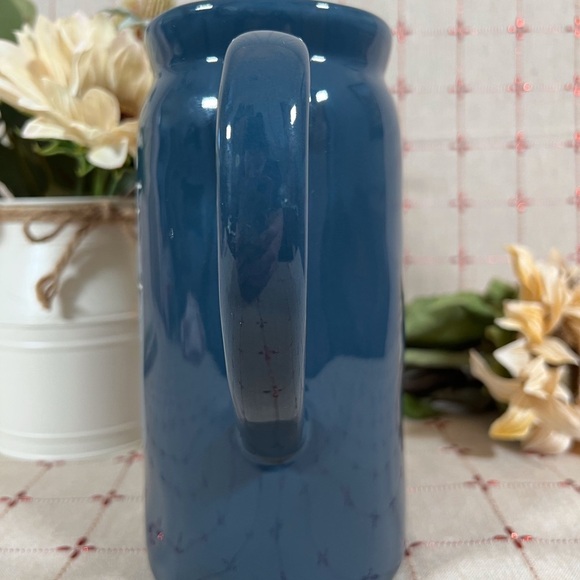 Rae Dunn Artisan Collection by Magenta Blue Game Day Pitcher New in Orig… - Picture 7 of 8